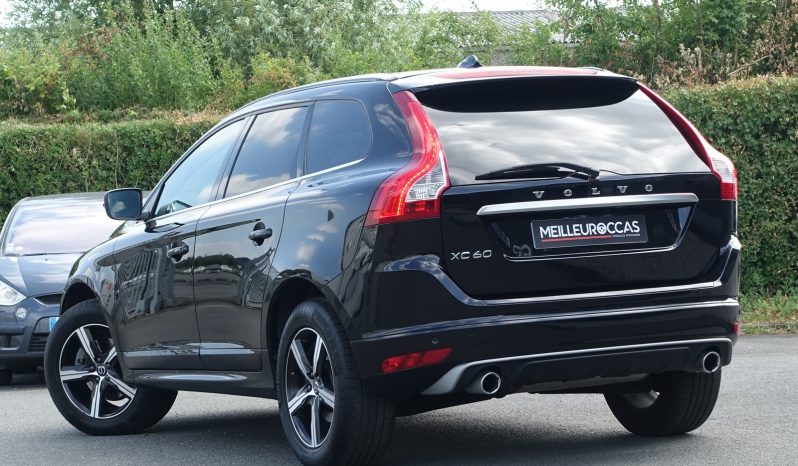 VOLVO XC 60 2.0L D3 MOMENTUM 150 CH R-DESIGN complet