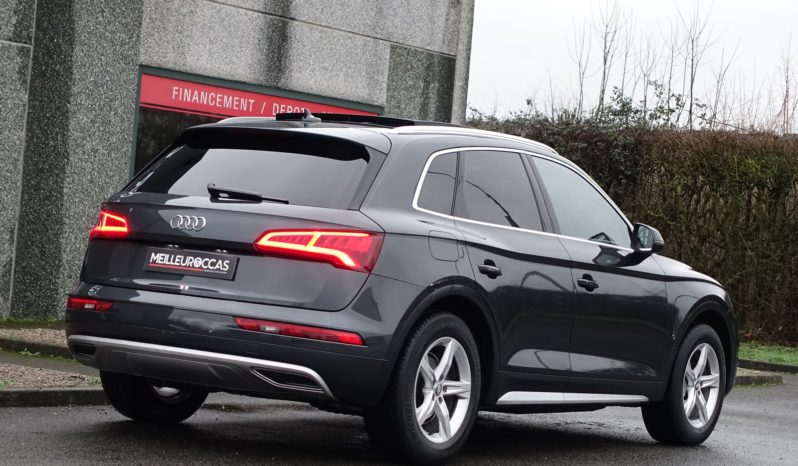AUDI Q5 2.0L TDI 150 CH SPORT complet