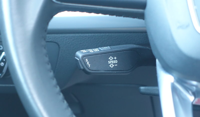 AUDI Q5 2.0L TDI 150 CH SPORT complet