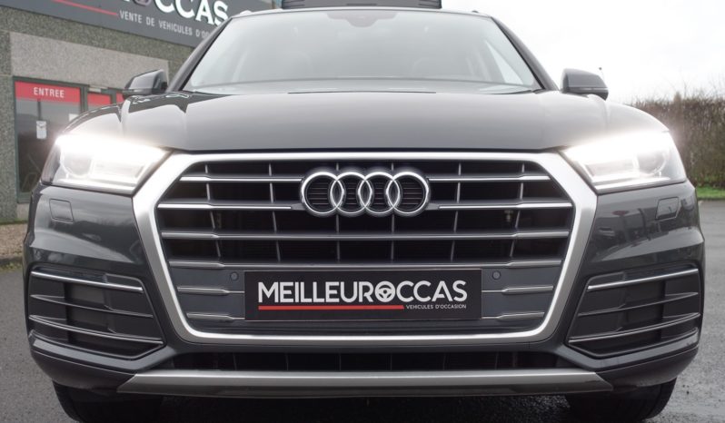 AUDI Q5 2.0L TDI 150 CH SPORT complet