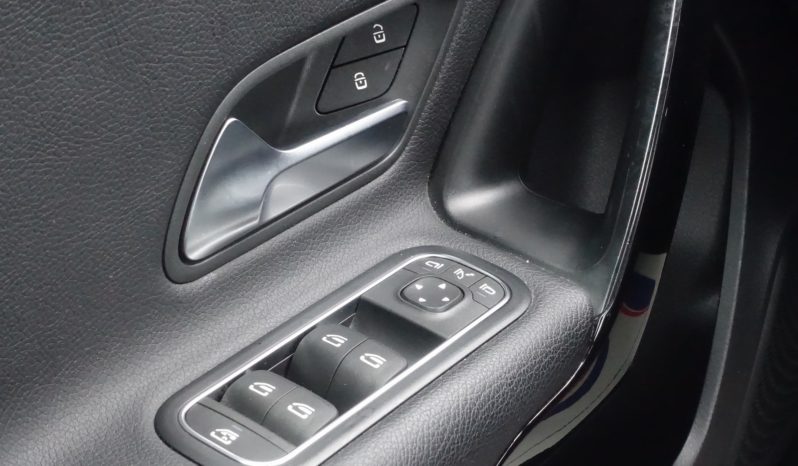 NOUVELLE MERCEDES CLASSE A 180D 7G-DCT complet