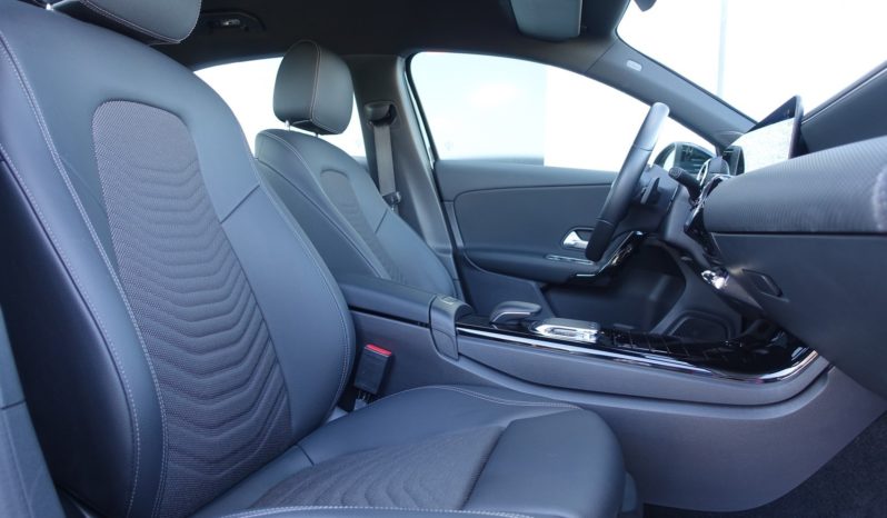 NOUVELLE MERCEDES CLASSE A 180 D 7G-DCT complet