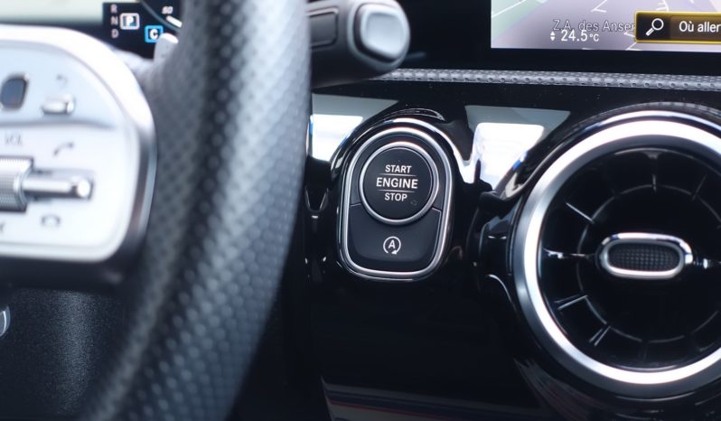 NOUVELLE MERCEDES CLASSE A 200d 8G-DCT 150 CH PACK AMG-LINE complet
