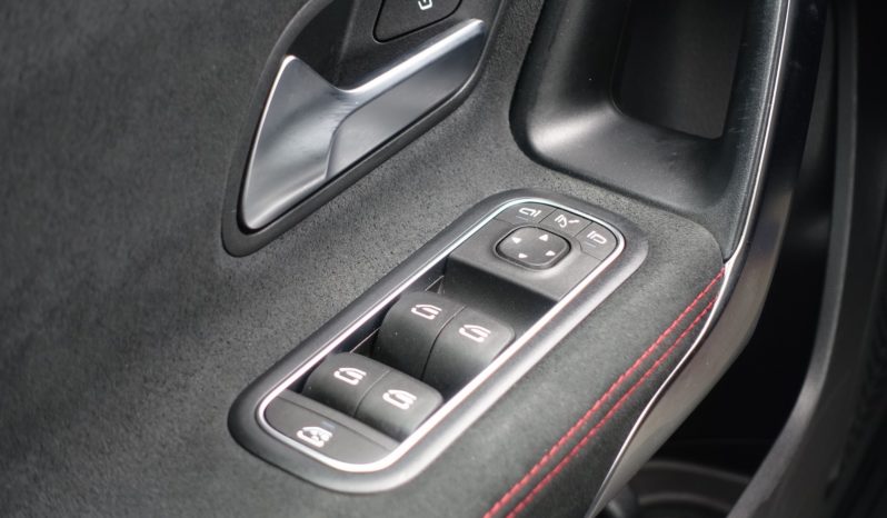 NOUVELLE MERCEDES CLASSE A 180d 7G-DCT  AMG complet