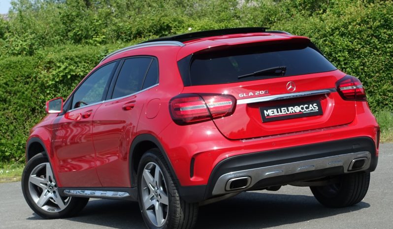 MERCEDES CLASSE GLA 200 156 CH( Essence )  PACK AMG complet