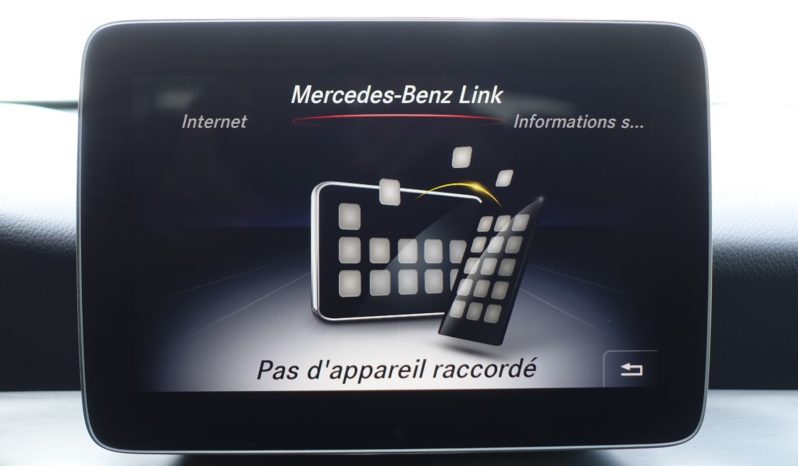 MERCEDES CLASSE GLA 200 156 CH( Essence )  PACK AMG complet