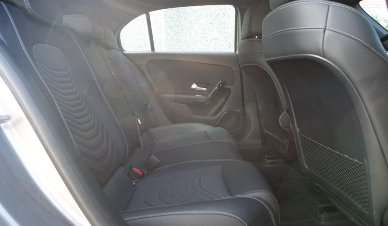 NOUVELLE MERCEDES CLASSE A 180 136 CH ( Essence ) complet