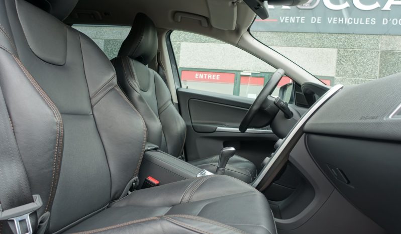 VOLVO XC 60 2.0L D3 150 CH  KINETIC complet