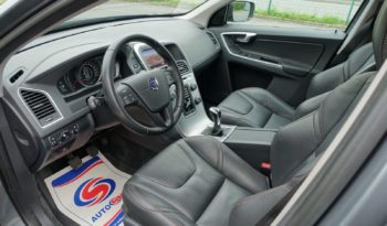 VOLVO XC 60 2.0L D3 150 CH  KINETIC complet
