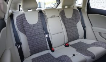 VOLVO V40 2.0L D2 120CH complet