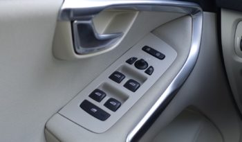 VOLVO V40 2.0L D2 120CH complet