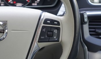 VOLVO V40 2.0L D2 120CH complet