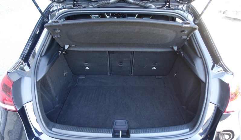 NOUVELLE MERCEDES CLASSE A 200 163 CH ( Essence ) complet