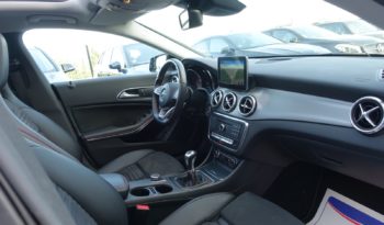 MERCEDES CLASSE CLA 200D SHOOTING BRAKE AMG complet