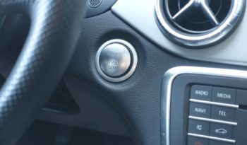 MERCEDES CLASSE CLA 200D SHOOTING BRAKE AMG complet