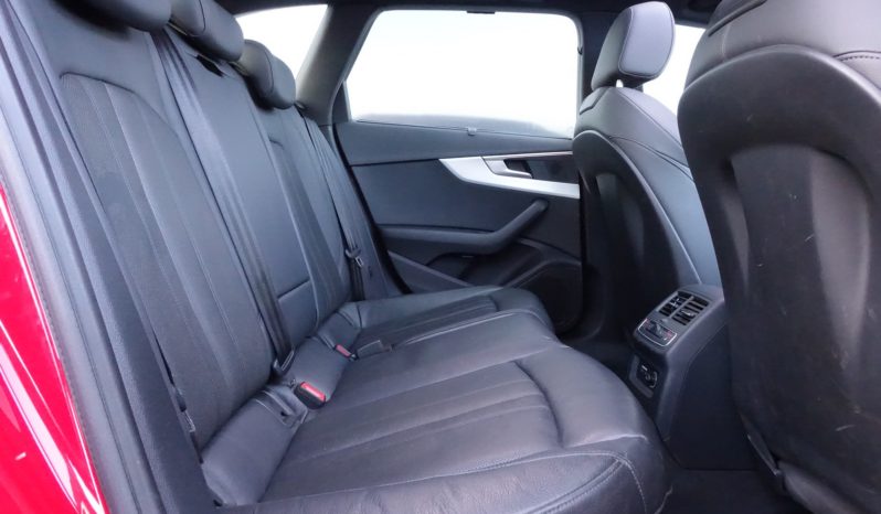 AUDI A4 AVANT TFSI 150 CH  S-LINE complet