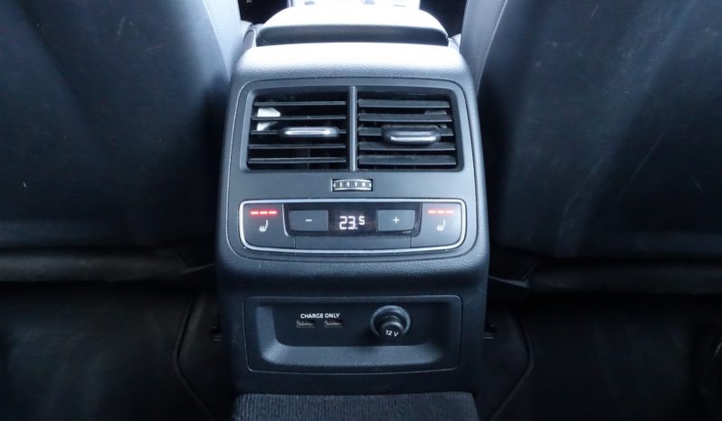 AUDI A4 AVANT TFSI 150 CH  S-LINE complet