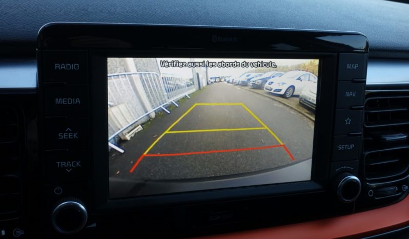 KIA STONIC 1.0L T-GDI 120 CH  DESIGN BUSINESS complet