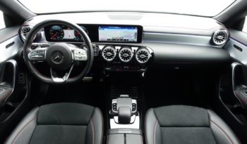 MERCEDES CLASSE CLA 200D CDI SHOOTING BRAKE 150 CH 8G-Dct AMG-LINE complet