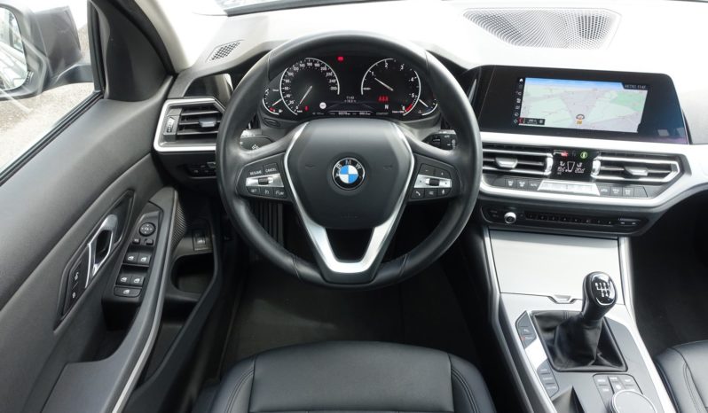 BMW 318 D TOURING SERIE 3 complet