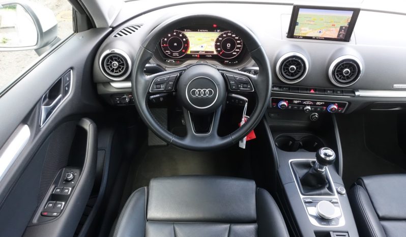 AUDI A3 SPORTBACK 35 TFSI 150CH ( Essence ) complet