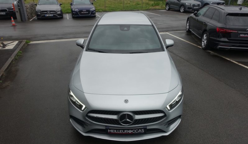 NOUVELLE MERCEDES CLASSE A 180 D  AMG-LINE complet