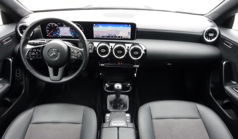 NOUVELLE MERCEDES CLASSE CLA 180D SHOOTING BRAKE complet