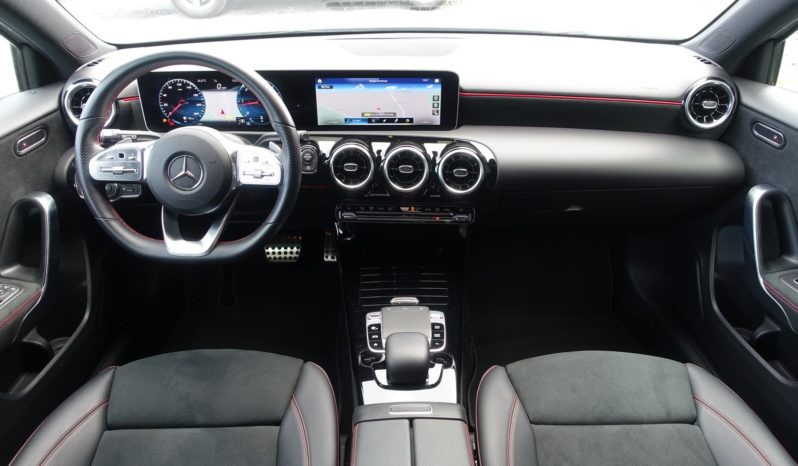 NOUVELLE MERCEDES CLASSE A 200 D 150 CH 8G-DCT  AMG-LINE complet