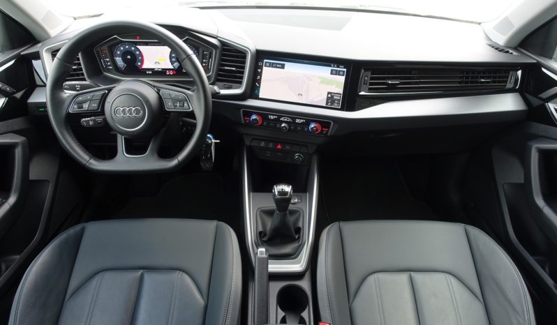 AUDI A1 SPORTBACK 30 TFSI  S-LINE complet