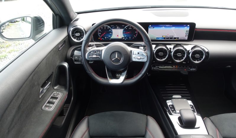 NOUVELLE MERCEDES CLASSE A 200 D 150 CH 8G-DCT  AMG-LINE complet