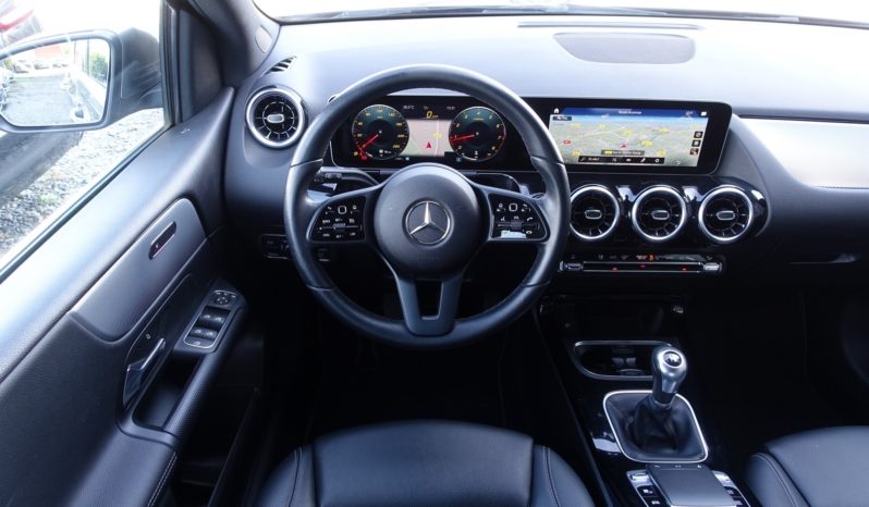 NOUVELLE MERCEDES CLASSE B 180 complet