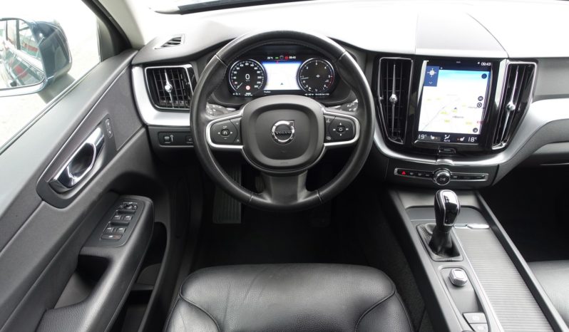 VOLVO XC 60 D4 2.0 L 190CH  MOMENTUM complet