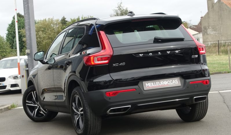 VOLVO XC 40 D3 2.0 L 150CH R-DESIGN complet