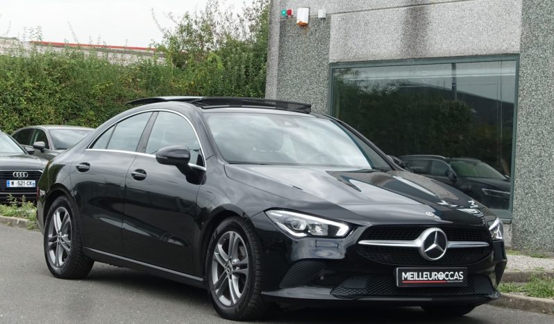 NOUVELLE MERCEDES CLASSE CLA BERLINE 180 ( Essence ) complet