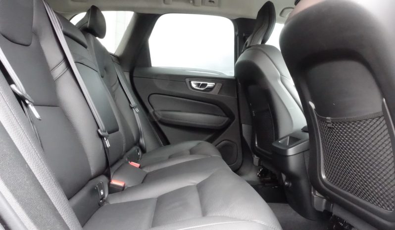 VOLVO XC 60 D4 2.0 L GEARTRONIC 163CH MOMENTUM complet