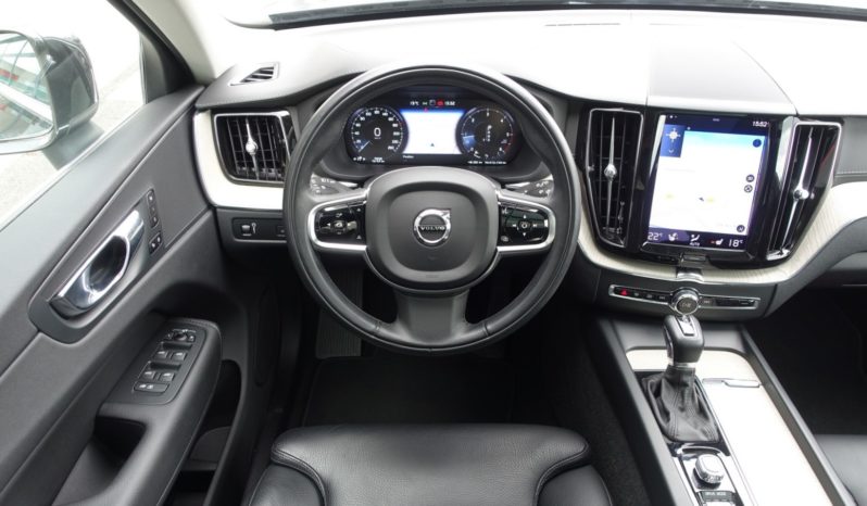 VOLVO XC 60 D4 2.0L GEARTRONIC 163CH  INSCRIPTION complet