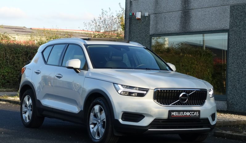 VOLVO XC 40 D4 2.0 L AWD GEARTRONIC 190CH  MOMENTUM complet