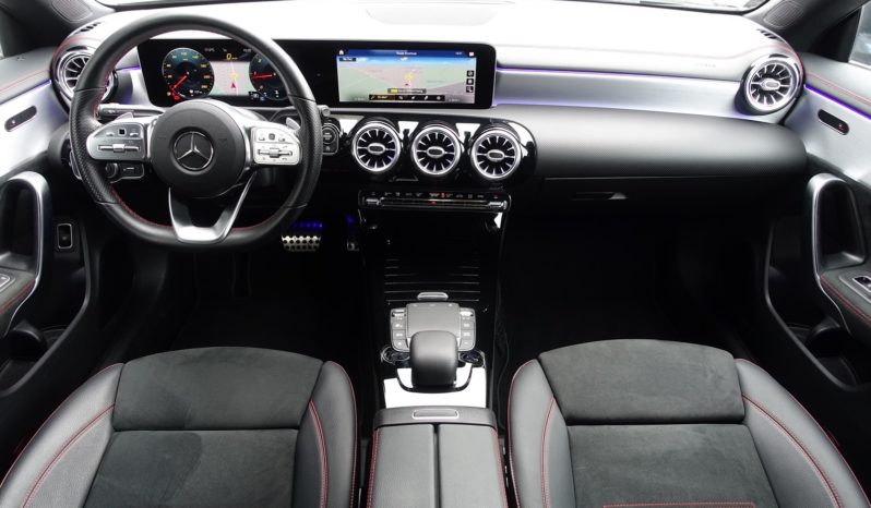 MERCEDES CLASSE CLA 200D BERLINE 150 CH 8G-Dct AMG-LINE complet