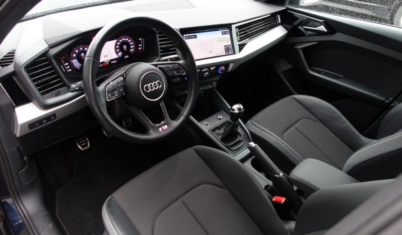 AUDI A1 SPORTBACK 30 TFSI CITYCARVER 116 CH S-LINE complet