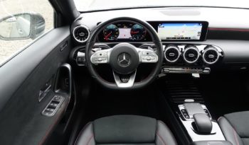 NOUVELLE MERCEDES CLASSE A BERLINE 180d 7G-DCT AMG-LINE complet