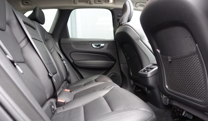 VOLVO XC 60 D4 2.0 L GEARTRONIC 163CH complet