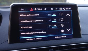 PEUGEOT 3008 1.5 BLUEHDI 130 CH complet