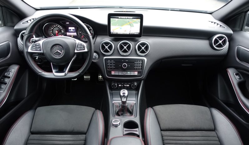 MERCEDES CLASSE A 180 D PHASE 2  AMG-LINE complet