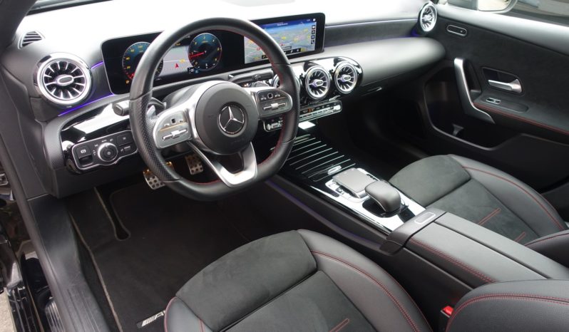 NOUVELLE MERCEDES CLASSE A 200 D 150 CH 8G-DCT  AMG-LINE complet