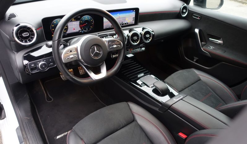 NOUVELLE MERCEDES CLASSE A 180 AMG-LINE complet