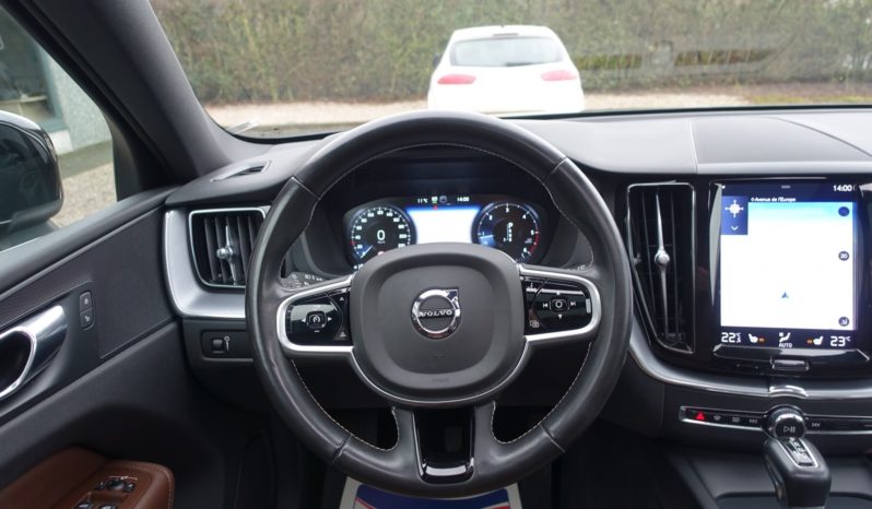 VOLVO XC 60 D4 2.0L GEARTRONIC 163CH MOMENTUM complet