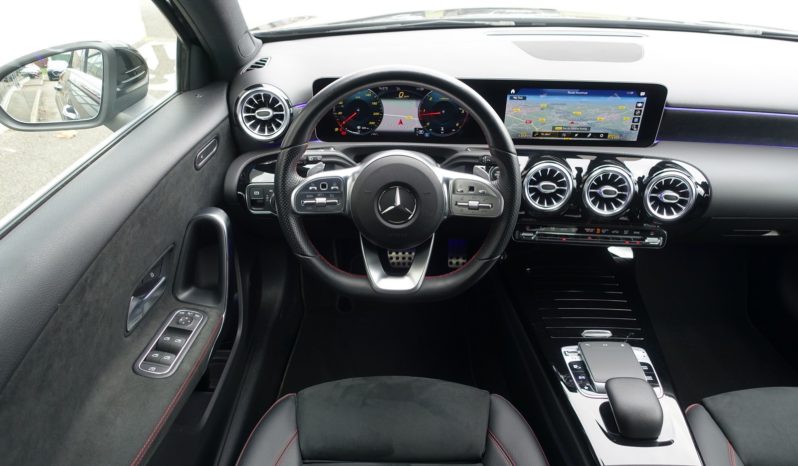 NOUVELLE MERCEDES CLASSE A 200 D 150 CH 8G-DCT  AMG-LINE complet