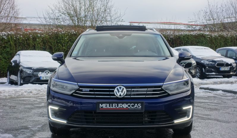 VOLKSWAGEN PASSAT SW 218 CH GTE HYBRIDE RECHARGEABLE DSG complet