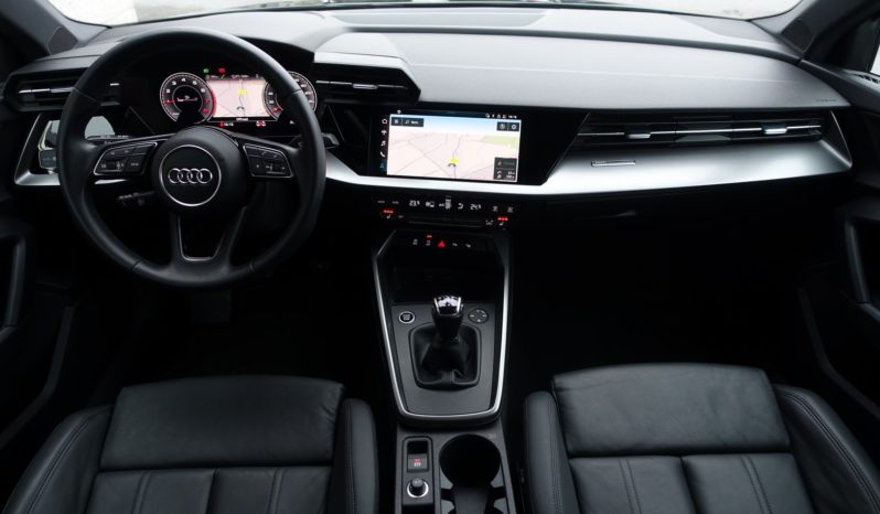 AUDI A3 BERLINE 30 TFSI 110 CH complet