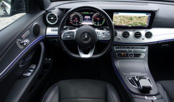 MERCEDES CLASSE E 300DE BREAK 9G-TRONIC 306 CH HYBRIDE RECHARGEABLE ( Diesel + élec )  AMG-LINE complet